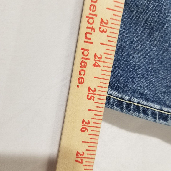 Vigoss Jeans Womens 10 Crop Straight High Rise Capri Medium Wash Stars - Picture 10 of 11